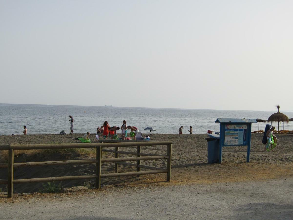 Malaga Paradise Beach Torre de Benagalbon Luaran gambar